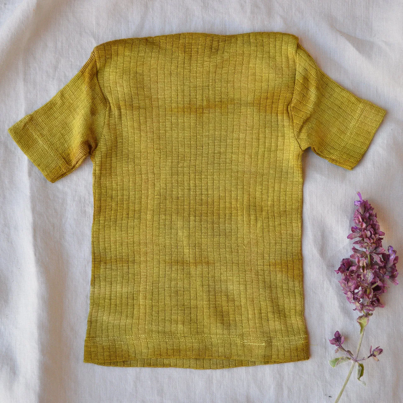 Baby Plant Dyed T-Shirt in Organic Cotton/Merino/Silk - Gold (3-24m)