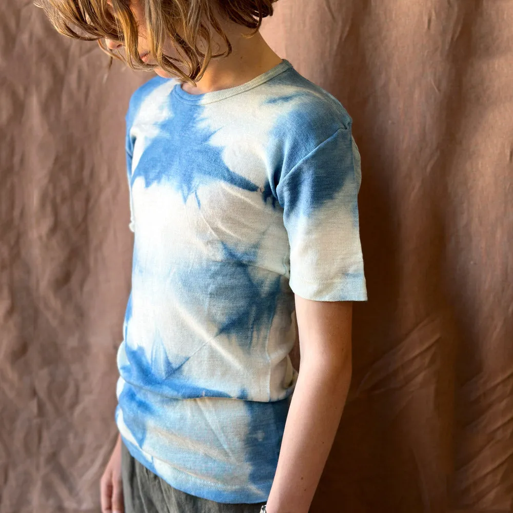 Child's Plant Dyed T-Shirt in Organic Cotton/Merino/Silk - Indigo Cloud (2-12y)