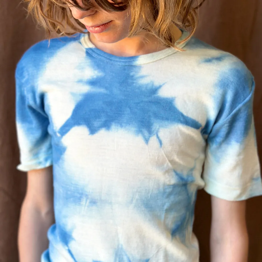 Child's Plant Dyed T-Shirt in Organic Cotton/Merino/Silk - Indigo Cloud (2-12y)