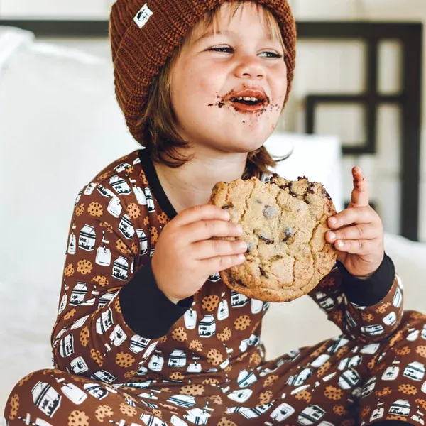 MILK & COOKIES LONG SLEEVE PAJAMAS