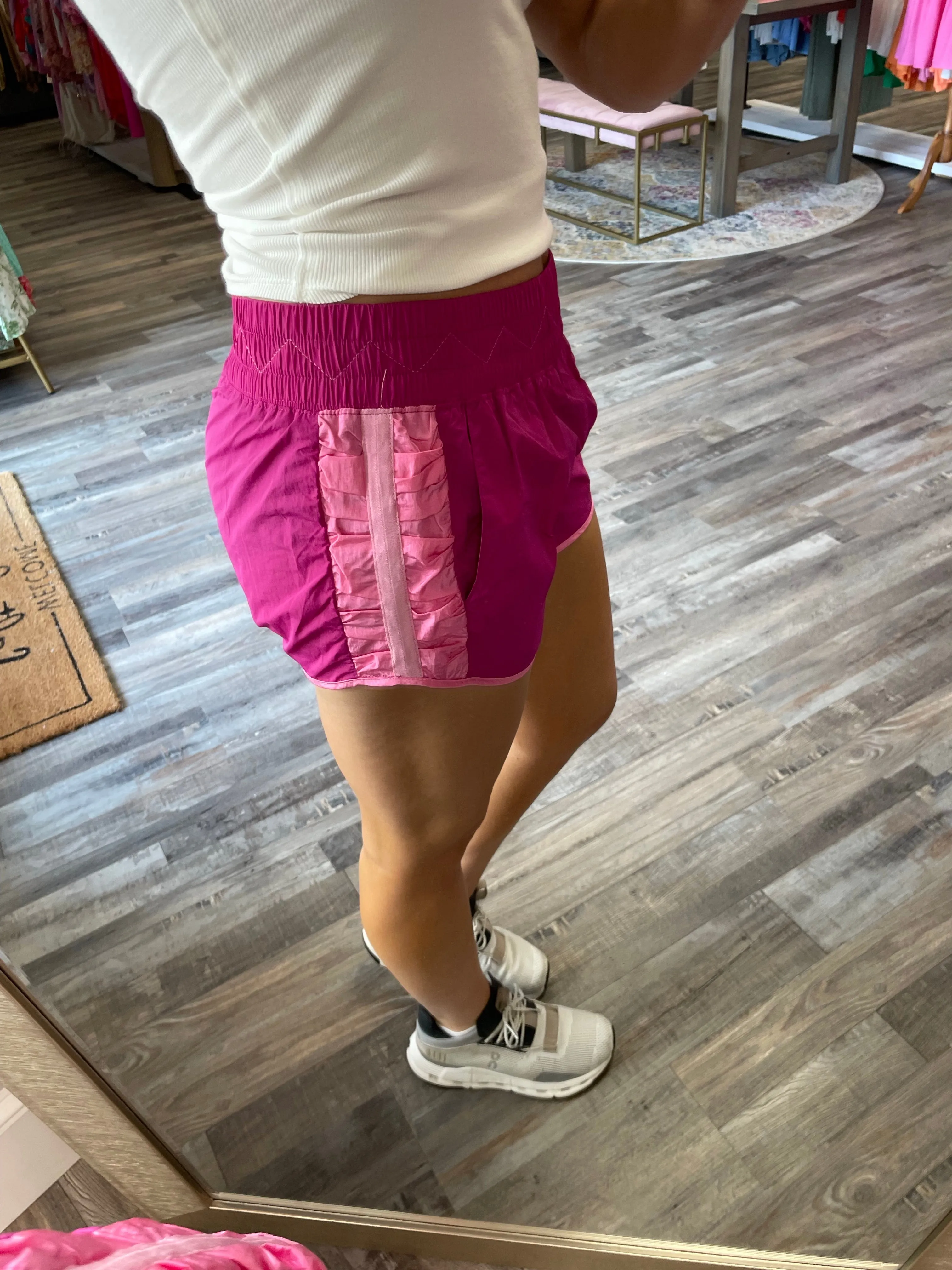 Side Contrast Active Shorts - Magenta